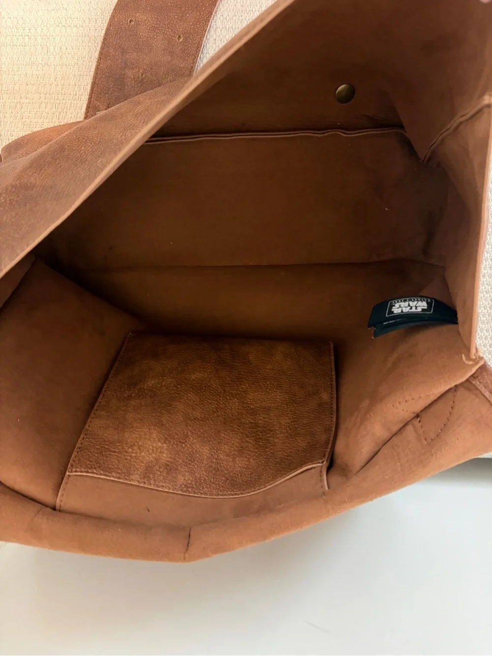 Star Wars Galaxy's Edge Chewbacca Bandolier Messenger Bag - AS IS